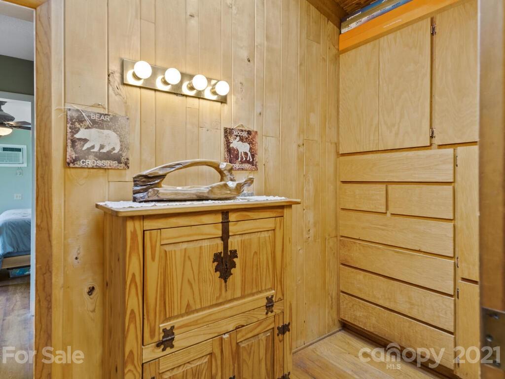 251 Riding High Road Waynesville NC 28785