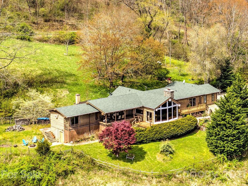 251 Riding High Road Waynesville NC 28785