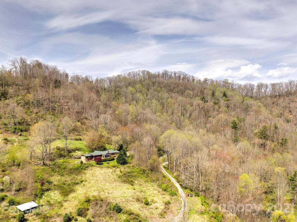 251 Riding High Road Waynesville NC 28785