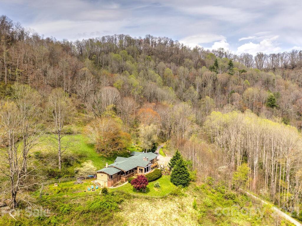 251 Riding High Road Waynesville NC 28785