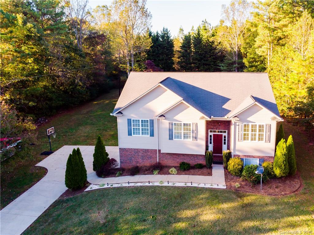 6356 Cathedral Drive Hickory NC 28601