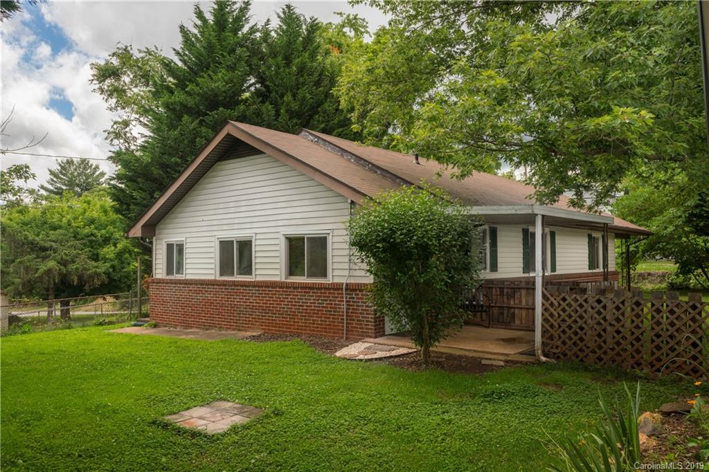 39 Old Burnsville Hill Road Asheville NC 28804