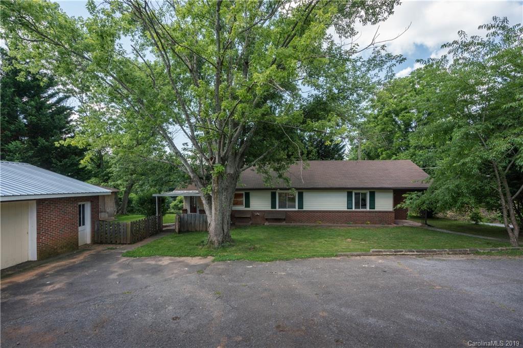 39 Old Burnsville Hill Road Asheville NC 28804