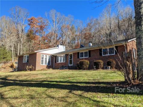 400 Saw Mill Hollow Road Burnsville NC 28714