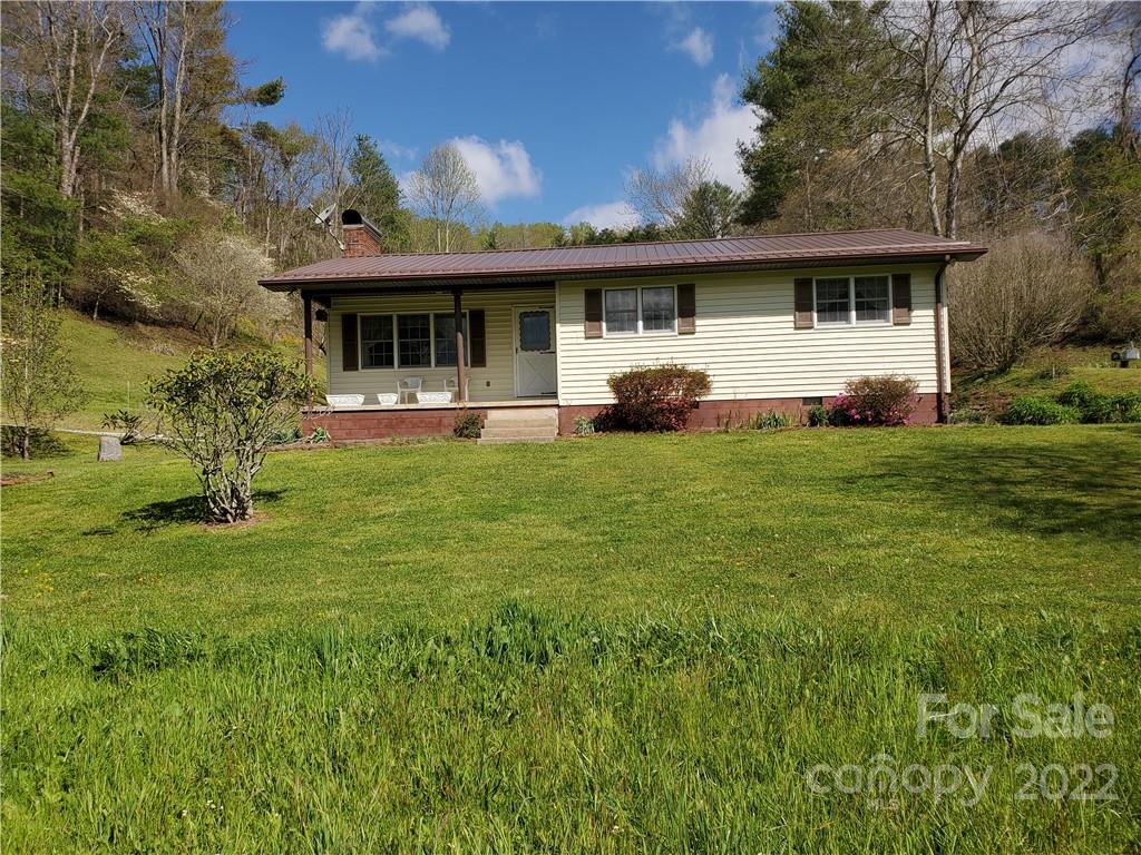 1500 Cedar Cliff Road Marshall NC 28753