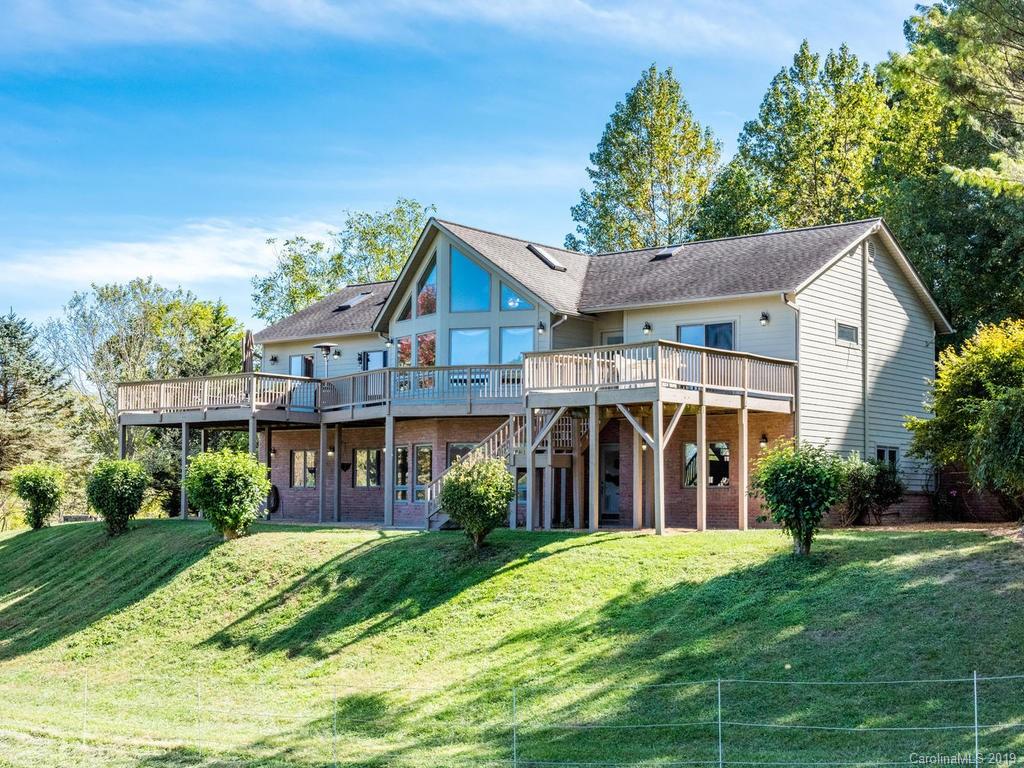 354 Thunder Hill Lane Mills River NC 28759
