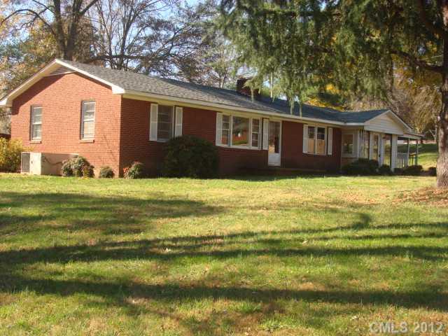 2404 Country Club Road Lincolnton NC 28092