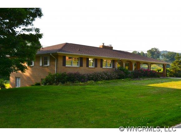 1175 Ratcliff Cove Road Waynesville NC 28786