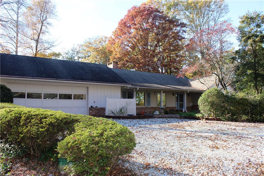 32 Sly Fox Lane Tryon NC 28782