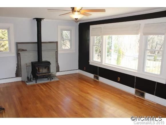 58 Liberty Road Candler NC 28715