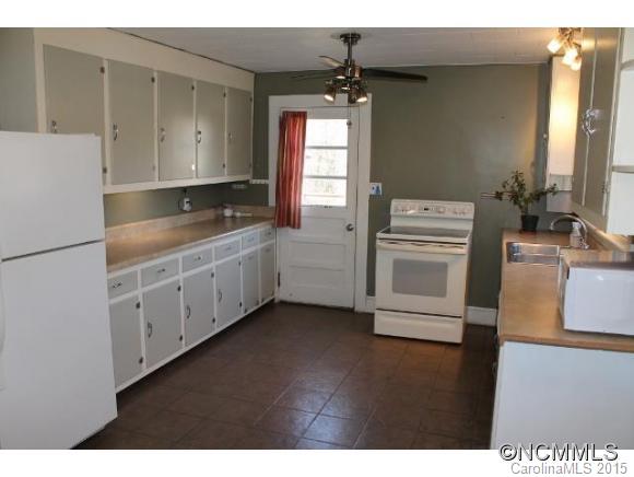 58 Liberty Road Candler NC 28715