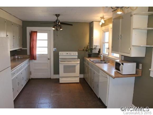 58 Liberty Road Candler NC 28715