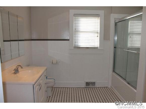 58 Liberty Road Candler NC 28715