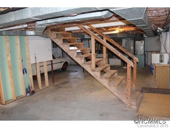 58 Liberty Road Candler NC 28715