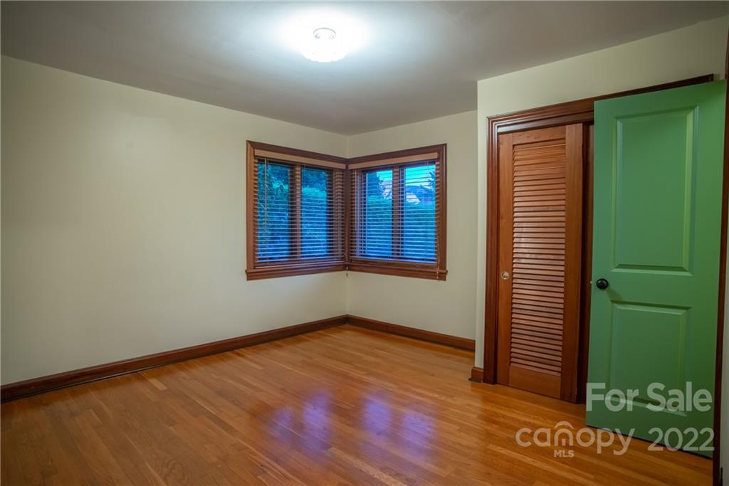 65 Summit Street Burnsville NC 28714