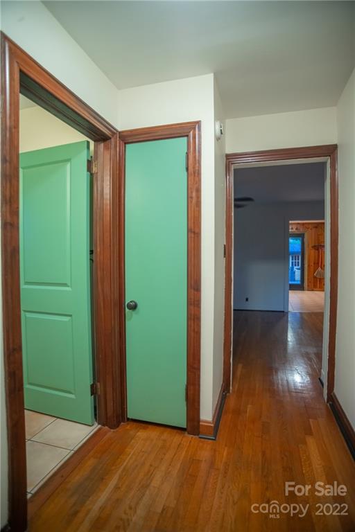 65 Summit Street Burnsville NC 28714