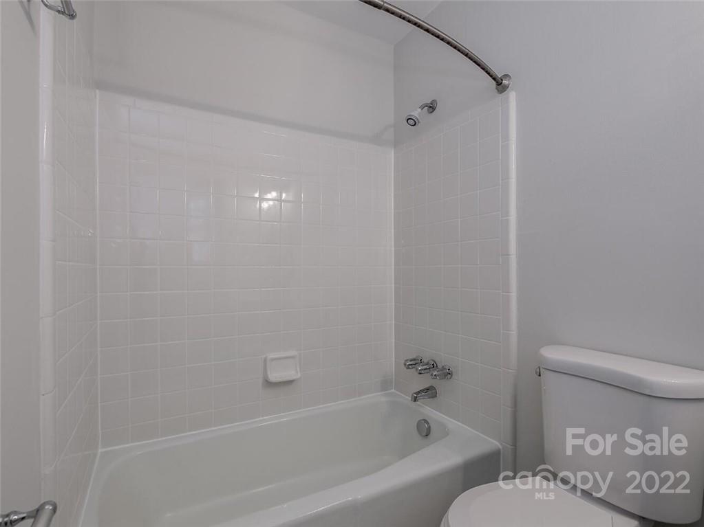 1000 Greentree Drive Charlotte NC 28211