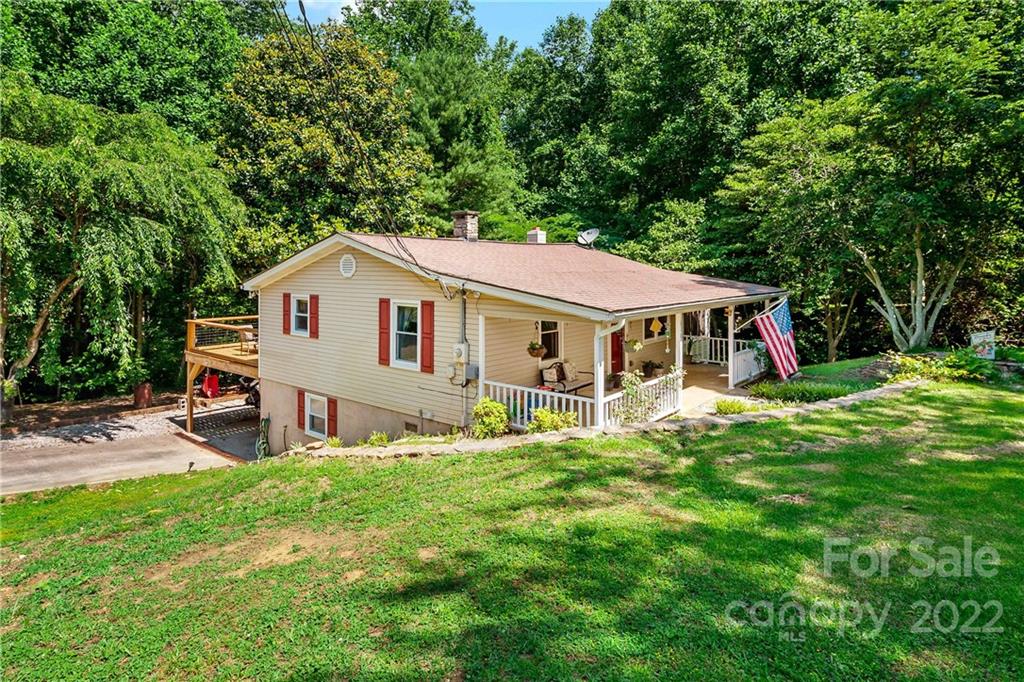 6106 Holiday Shores Avenue Nebo NC 28761