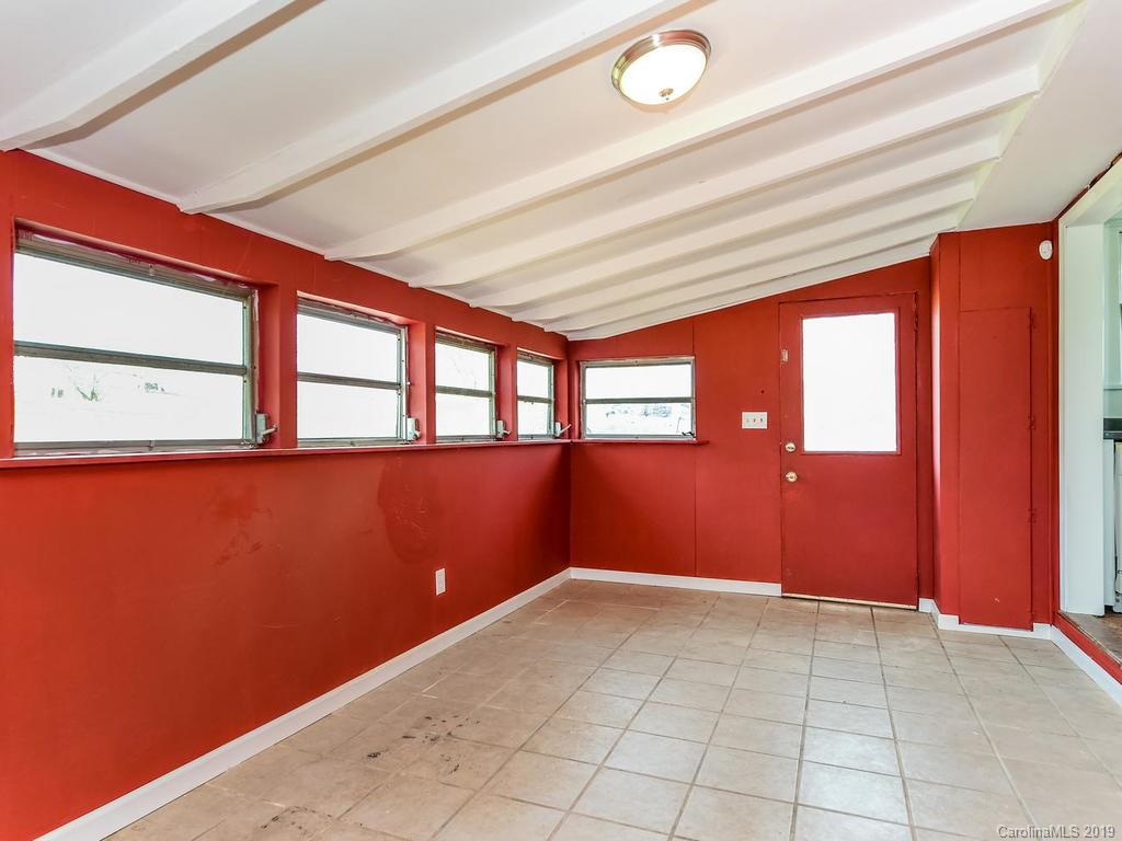 299 Morgan Road Candler NC 28715