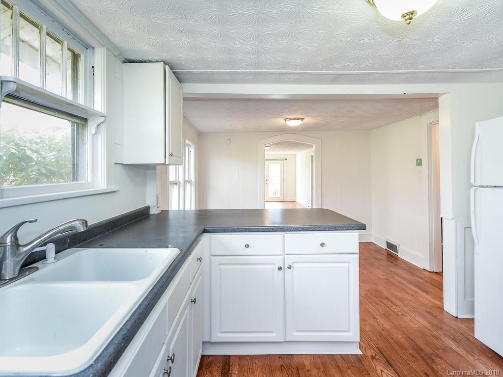 299 Morgan Road Candler NC 28715