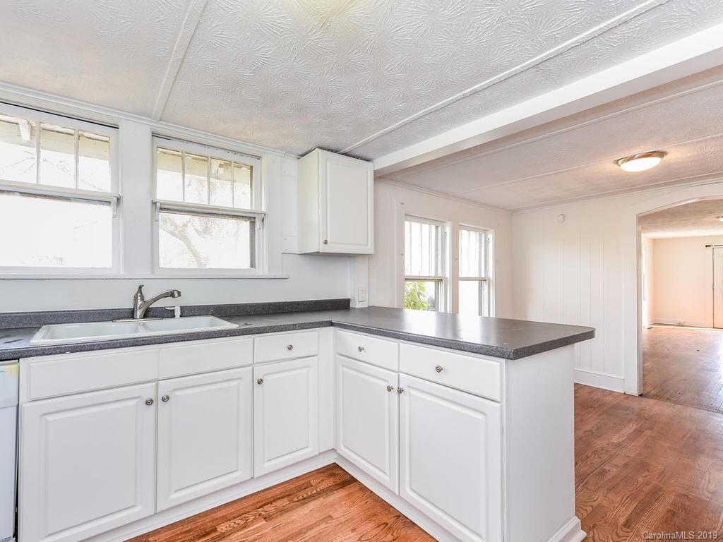 299 Morgan Road Candler NC 28715
