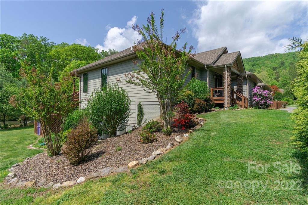 10 Heron Pond Lane Asheville NC 28805