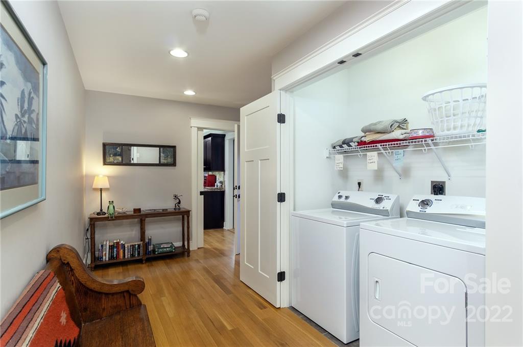 10 Heron Pond Lane Asheville NC 28805