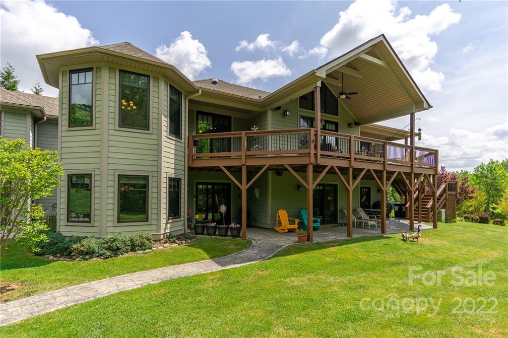 10 Heron Pond Lane Asheville NC 28805