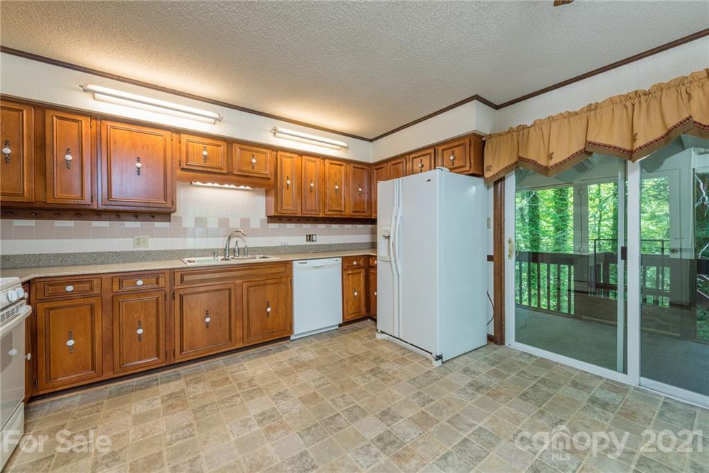 1469 Old Fort Road Fairview NC 28730