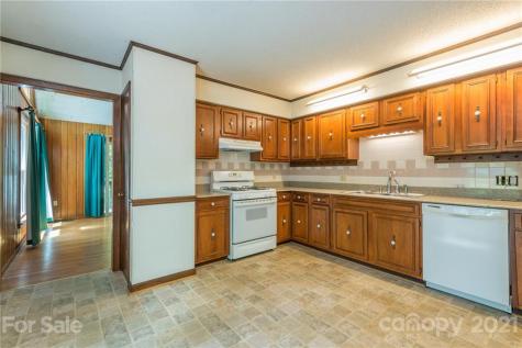 1469 Old Fort Road Fairview NC 28730