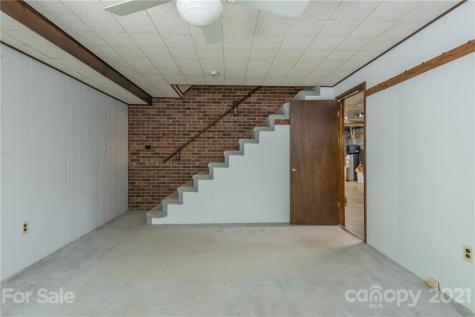 1469 Old Fort Road Fairview NC 28730