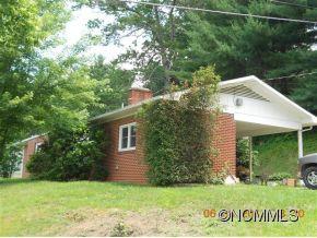 35 Oak Street Clyde NC 28721