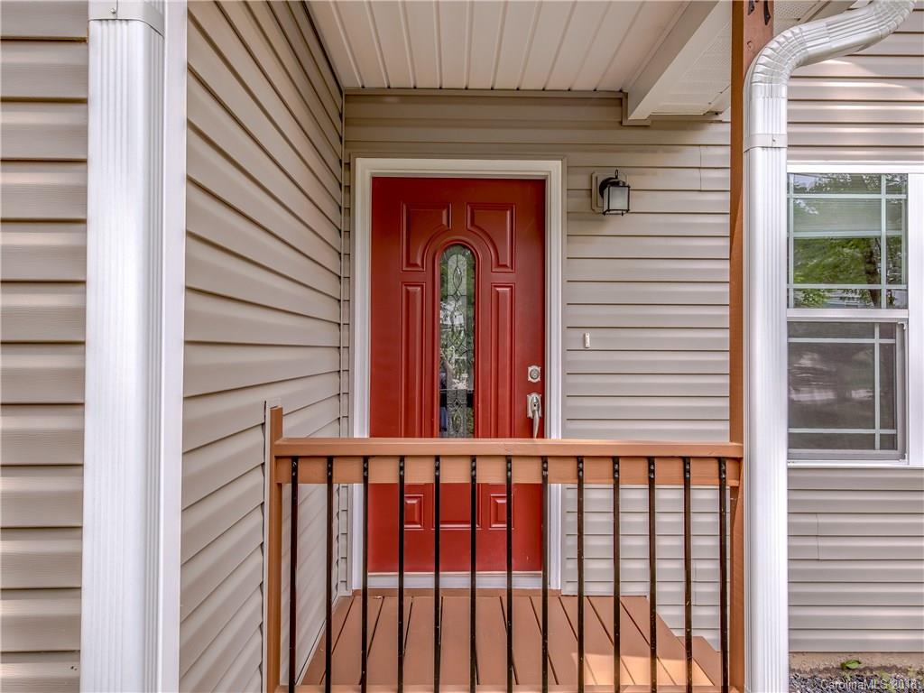 17 Sand Hill School Road Asheville NC 28806