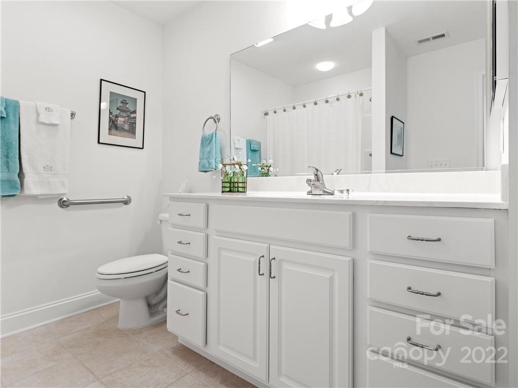 74 Mountain Meadow Circle Weaverville NC 28787