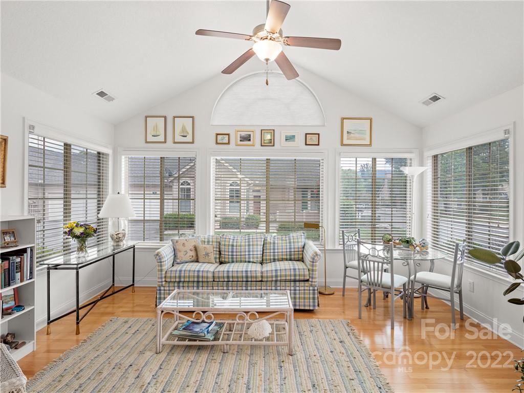 74 Mountain Meadow Circle Weaverville NC 28787
