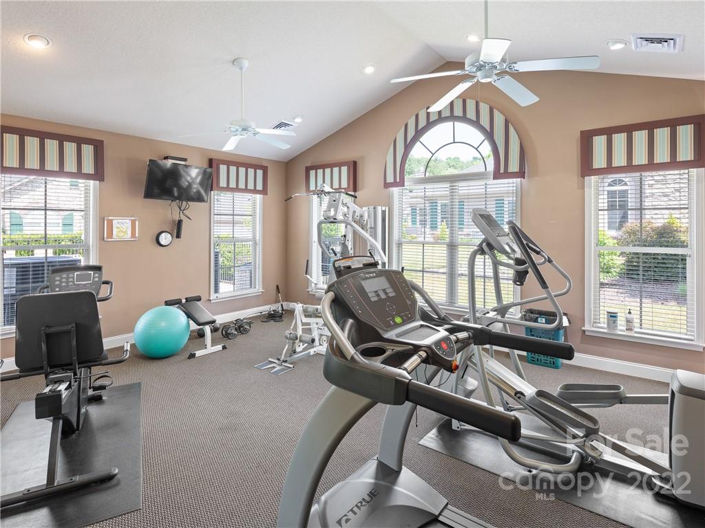 74 Mountain Meadow Circle Weaverville NC 28787