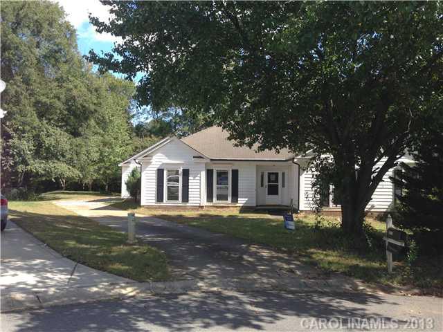 5241 Cressingham Court Charlotte NC 28227