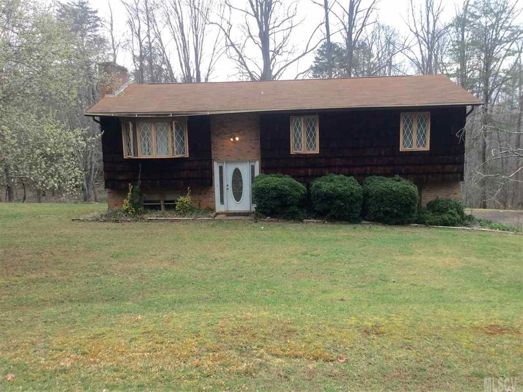 1334 Sain Road Hickory NC 28602