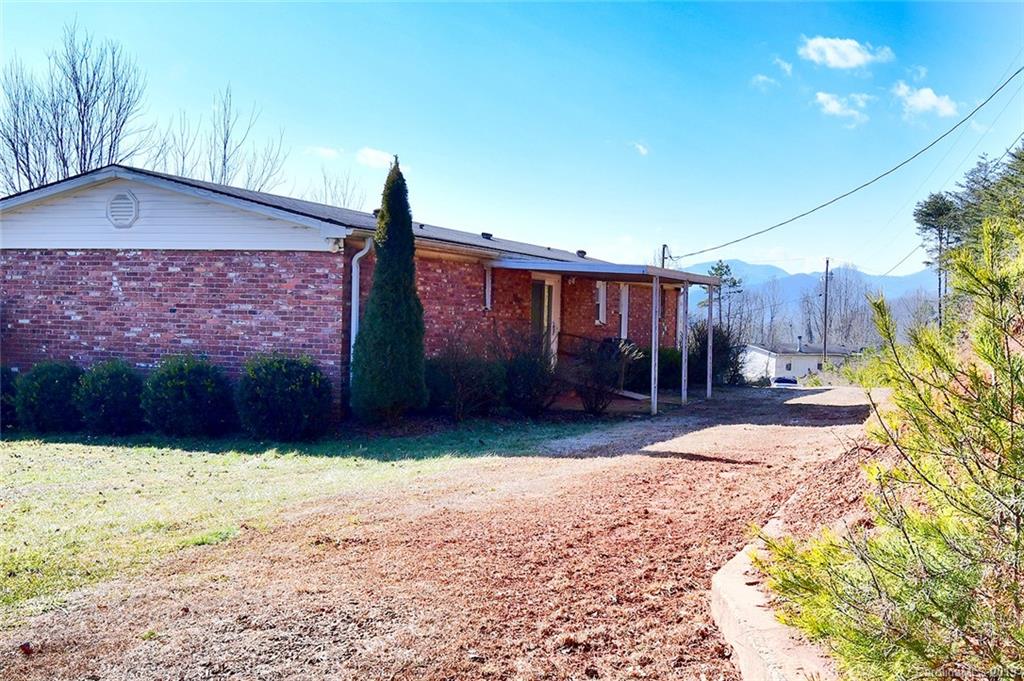 551 Piney Knob Road Marshall NC 28753