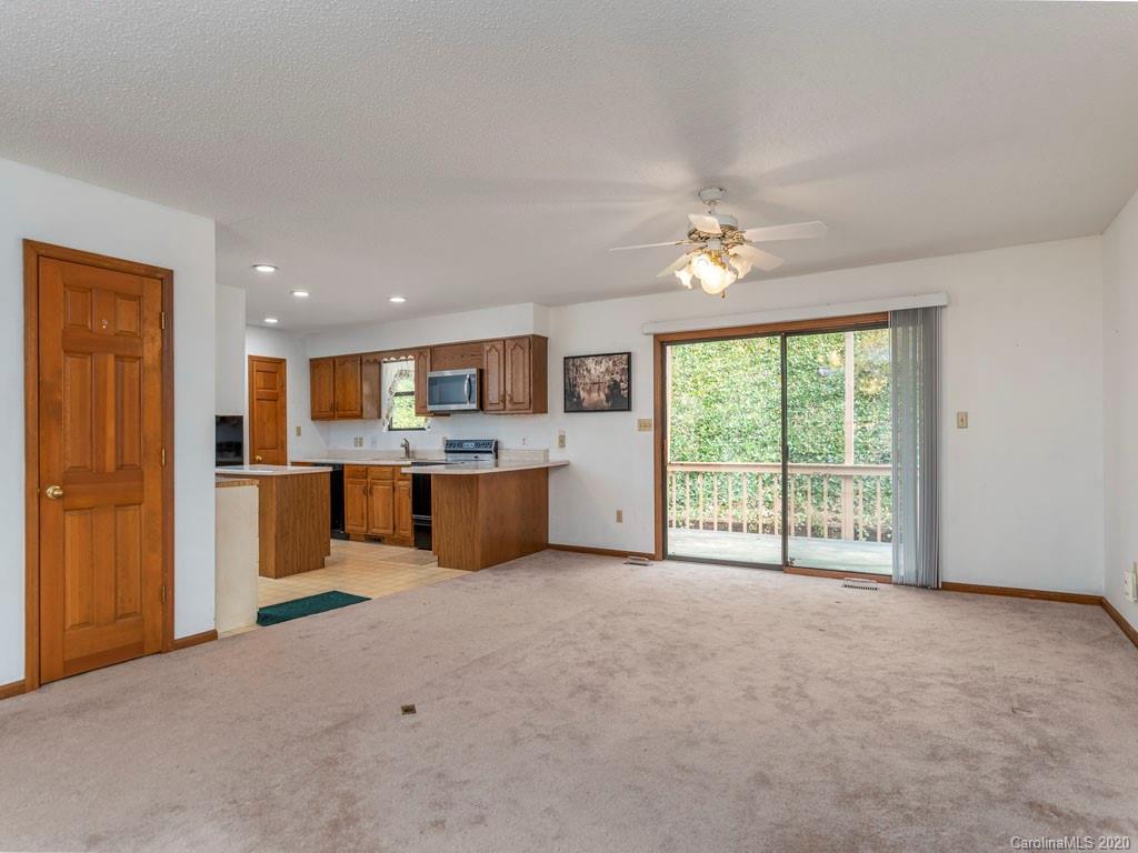 21 Mann Road Asheville NC 28805