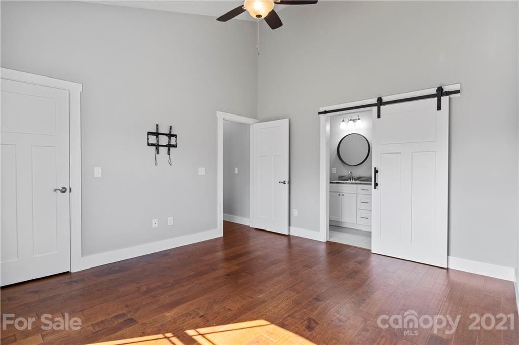 331 Driftwood Lane Mills River NC 28759