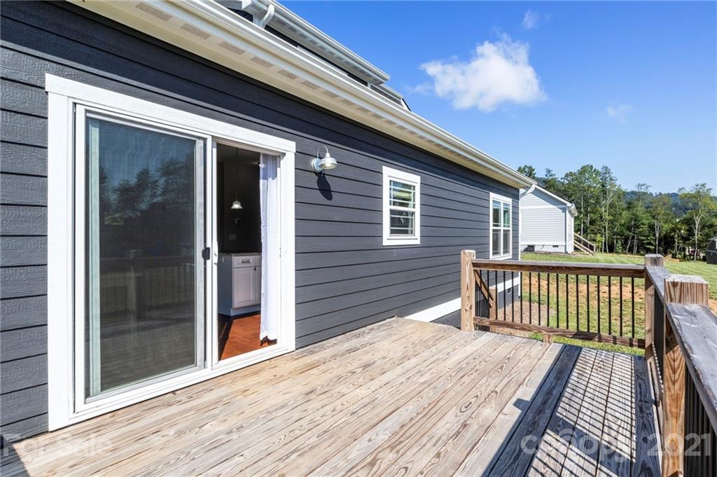 331 Driftwood Lane Mills River NC 28759