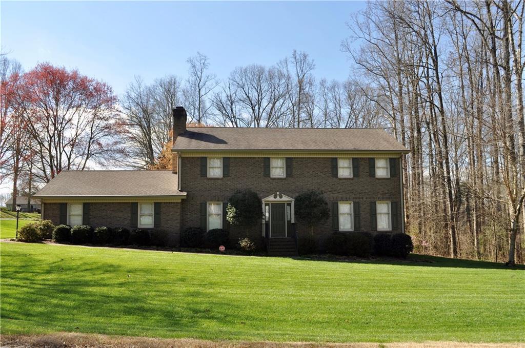 1099 Country Lane Newton NC 28658