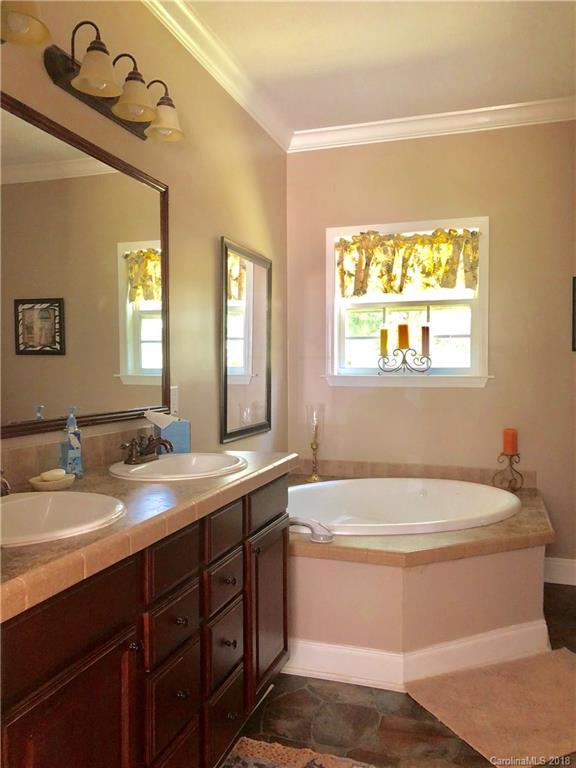 289 Wilson Cove Road Swannanoa NC 28778