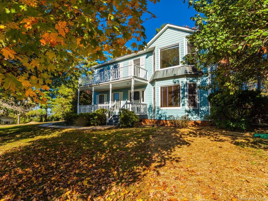 6 Hampton Drive Weaverville NC 28787