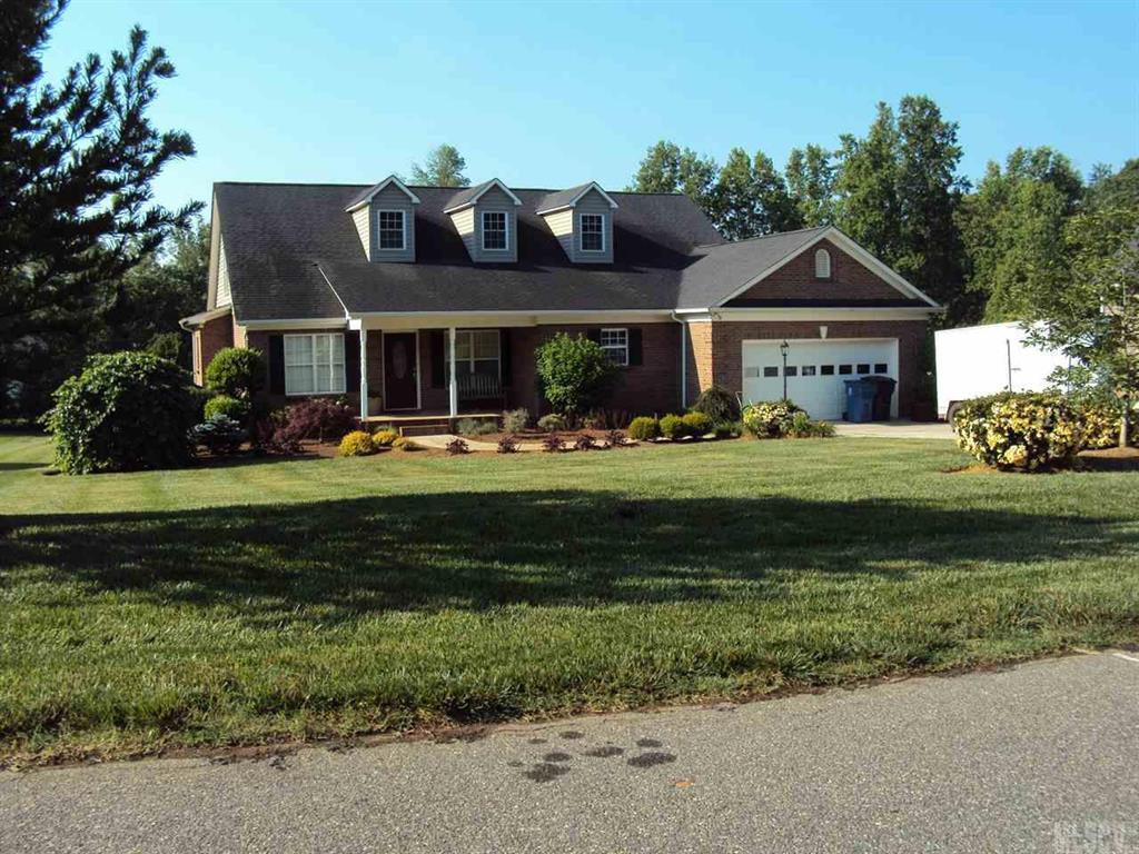 5905 Pinewinds Drive Hickory NC 28602