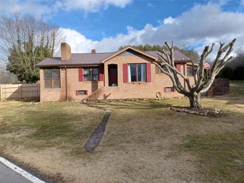 4931 Highway 80 Highway Bakersville NC 28705