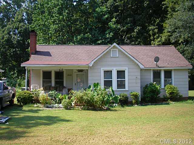 2335 Rebecca Avenue Charlotte NC 28208