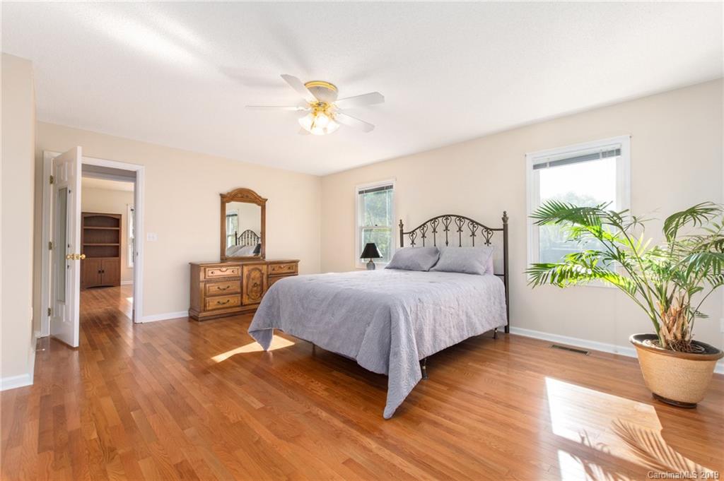 20 Salem Hill Road Weaverville NC 28787
