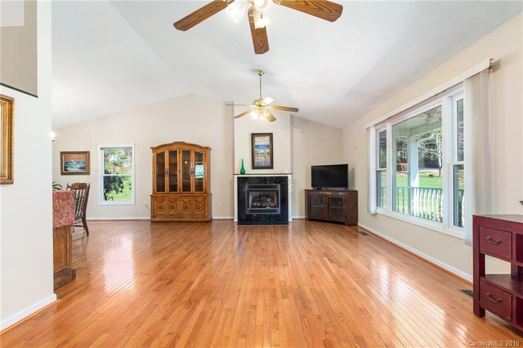 20 Salem Hill Road Weaverville NC 28787